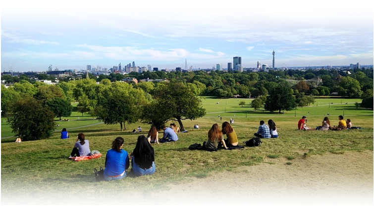 Primrose Hill mit Blick auf London